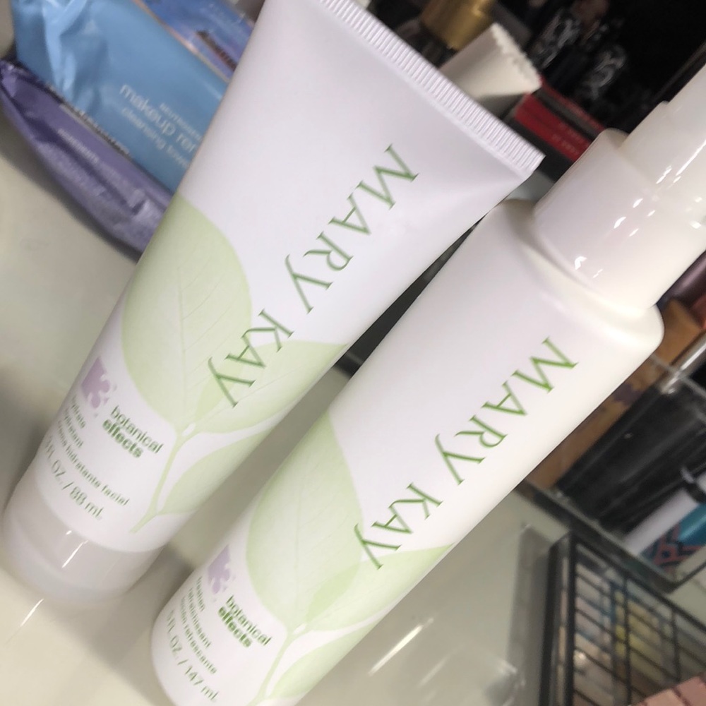 Mary Kay botanical effects hydrate and freshen
